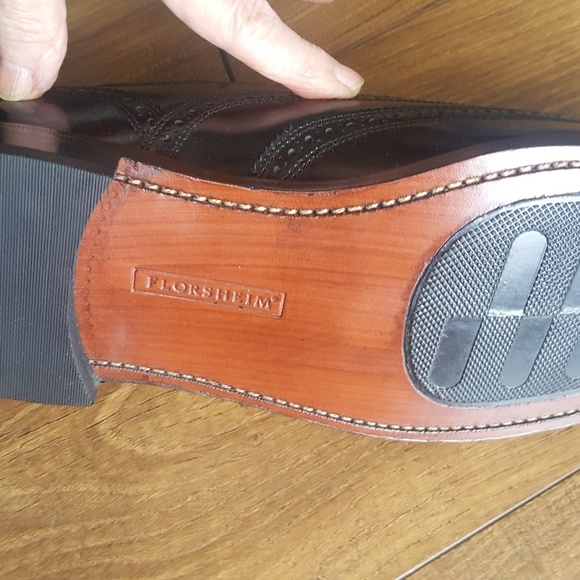 Florsheim wing tips black sz 11 D - Picture 6 of 6